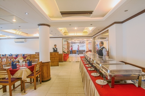 Restaurant_Hotel Sea Crown_Cox' Bazar (10)